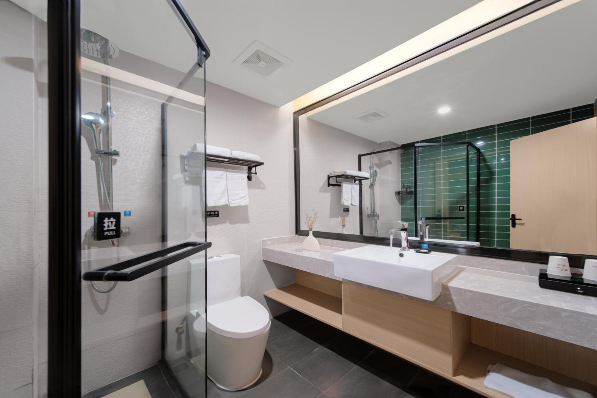 Bai Ling Hotel 난닝 시 외부 사진